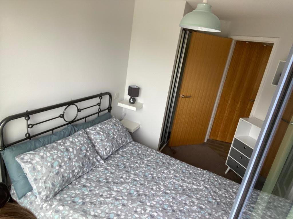 Gunwharf Apartment 朴次茅斯 外观 照片