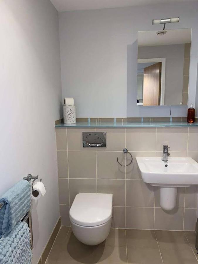 Gunwharf Apartment 朴次茅斯 外观 照片